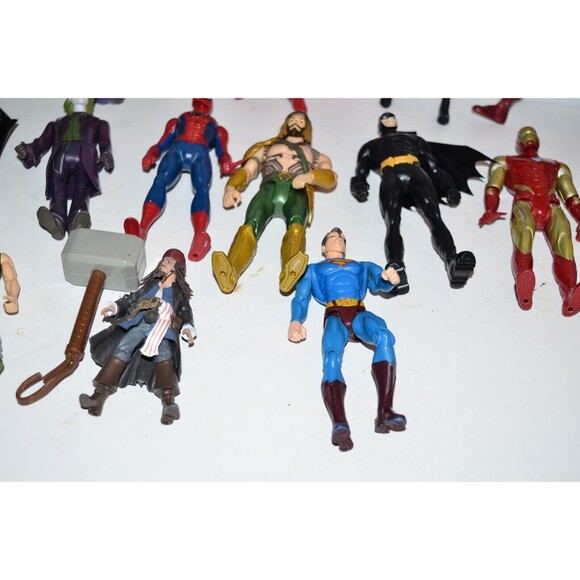 DC Comics Mixed Loose Action Figure Toy Lot Batman Robin Superman avengers - Picture 11 of 16